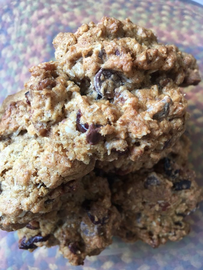 close up of chunky cowboy cookies