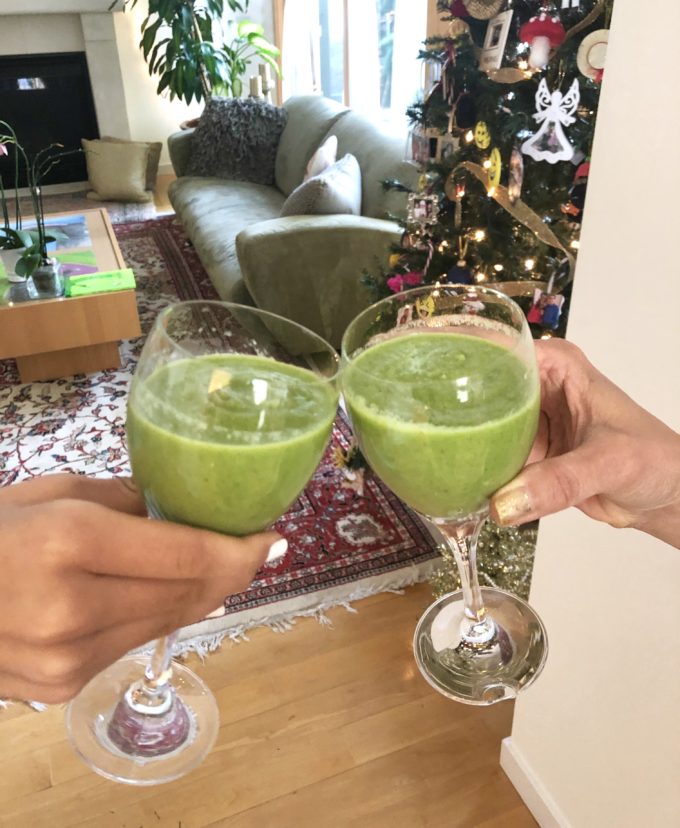 christmas toast with green juice jugo verde